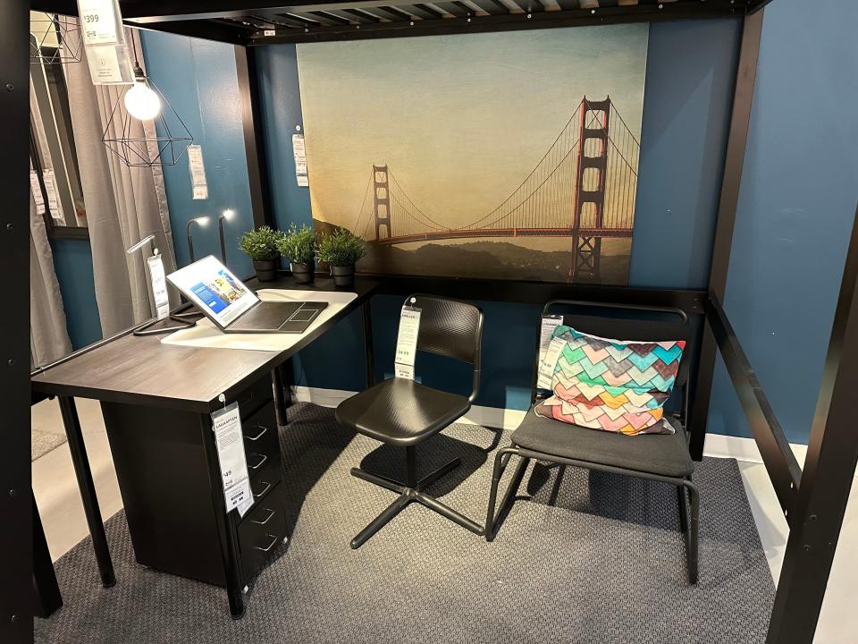 Canvas in office showroom at Ikea. Canvas shows Golden Gate Bridge