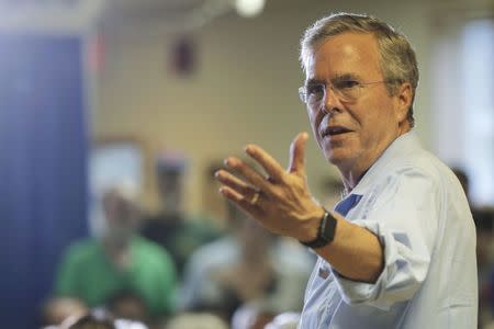 Republican presidential candidate Jeb Bush answers a question from the audience during a town hall campaign stop at the VFW Post in Hudson, New Hampshire, July 8, 2015. REUTERS/Brian Snyder