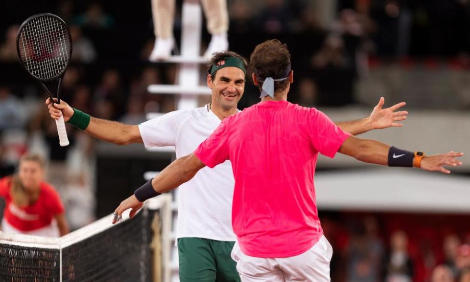 Roger Federer embraces Rafael Nadal after the Match in Africa in Cape Town in February 2020