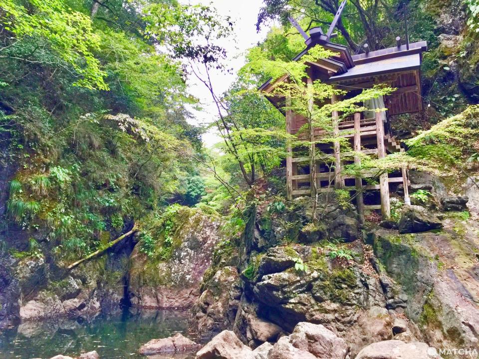 天戶岩神社