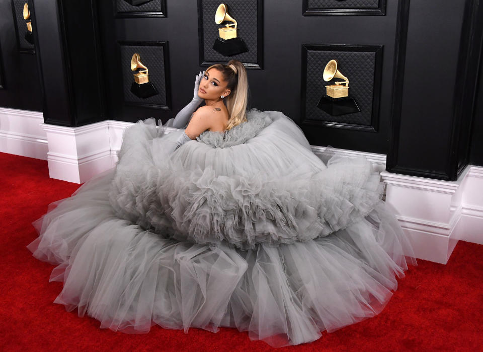 grammy outfit ariana grande