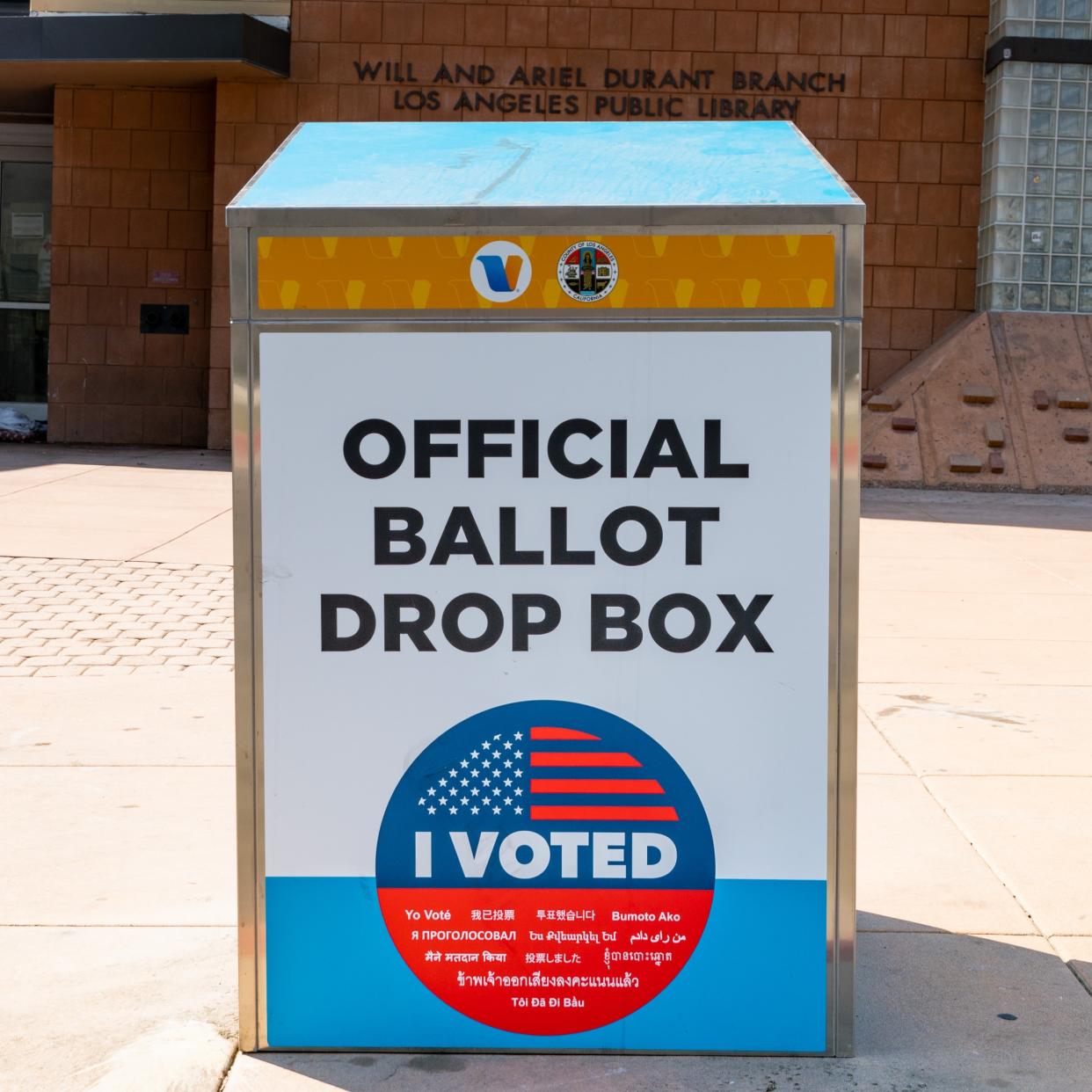  HOLLYWOOD, CA - OCTOBER 06: A newly installed Ballot Drop Box for the General Election in California is seen at the Will & Ariel Durant Branch of the Los Angeles Public Library on October 06, 2020 in Hollywood, California. (Photo by AaronP/Bauer-Griffin/GC Images) 