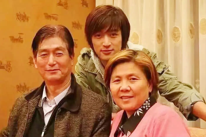 Hu Ge lost his mother in 2019