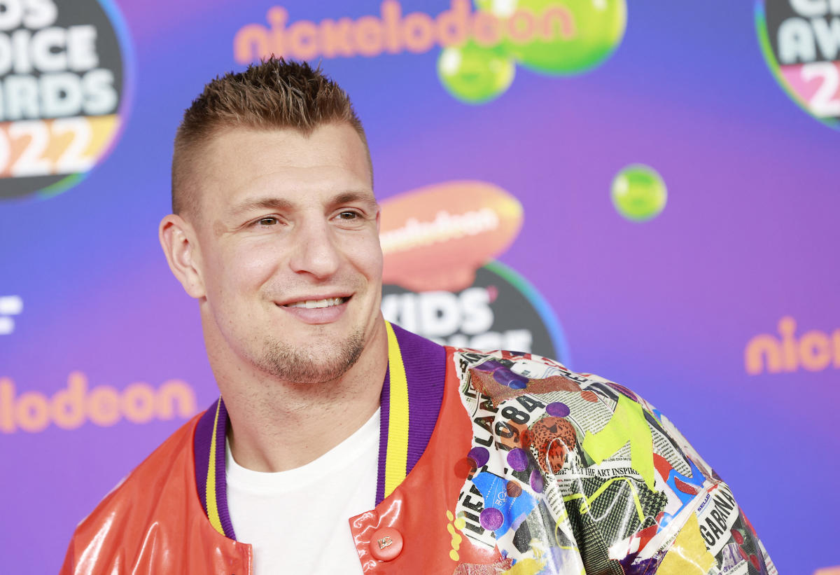 Gronk reaffirms he's 'done with football,' even if Tom Brady beckons