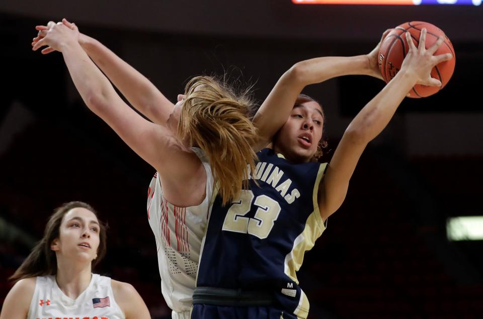 Samantha Davis (23) averaged 15.8 points, 5.8 rebounds and 3.2 steals for Aquinas last season.