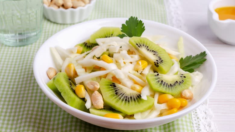 fruit and vegetable salad with peanuts 