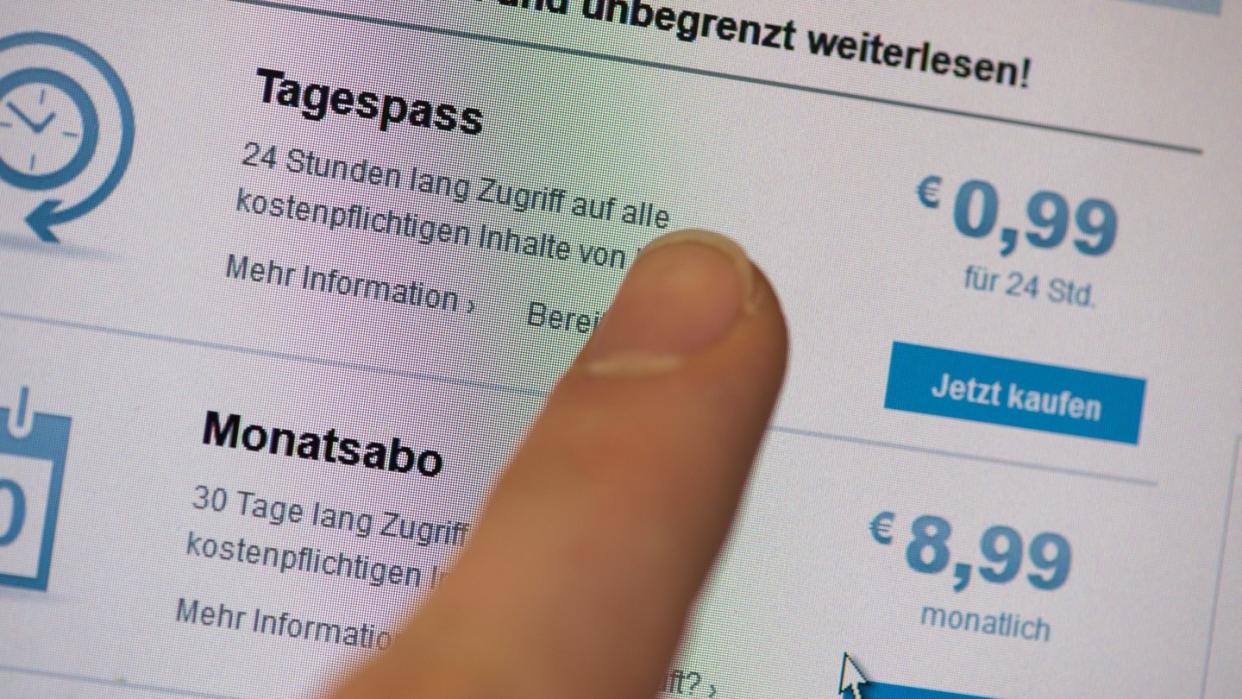 Immer öfter führen Zeitungen in ihren Applikationen oder im Internet Bezahlschranken ein.