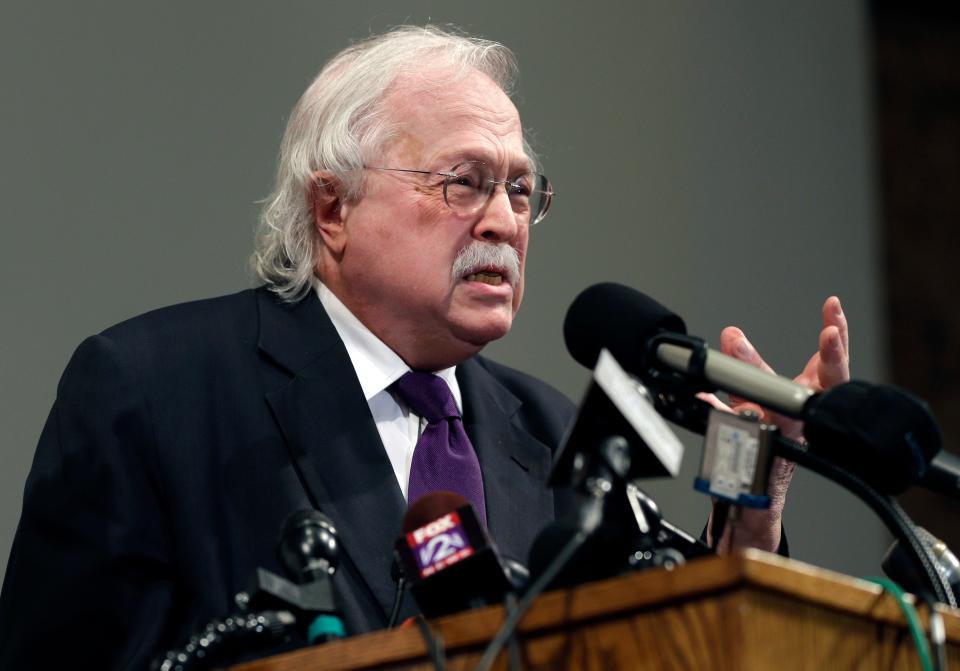 Pathologist Michael Baden shares preliminary results of a second autopsy done on Michael Brown, a black man who was shot by a white police officer, in St. Louis County, Mo., in 2014.