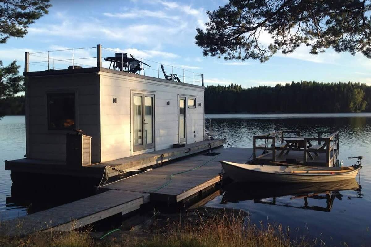 Swedish Private Lake Floating Cabin