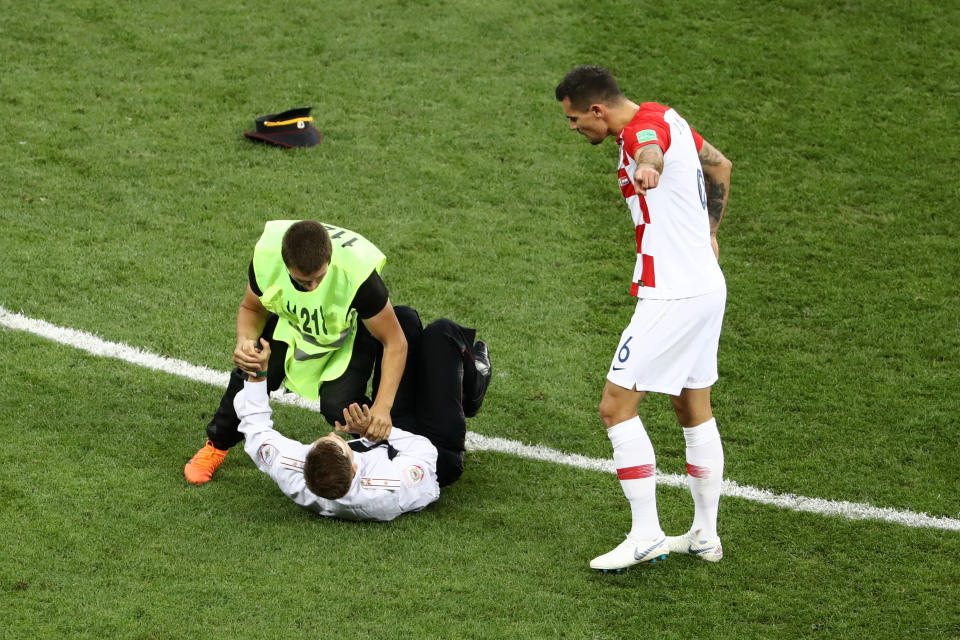 Espontáneos interrumpieron la final en el Estadio Luzhniki