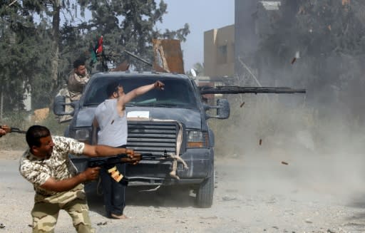 The offensive on the Libyan capital Tripoli has left 264 dead and more than 1,200 wounded, UN figures show