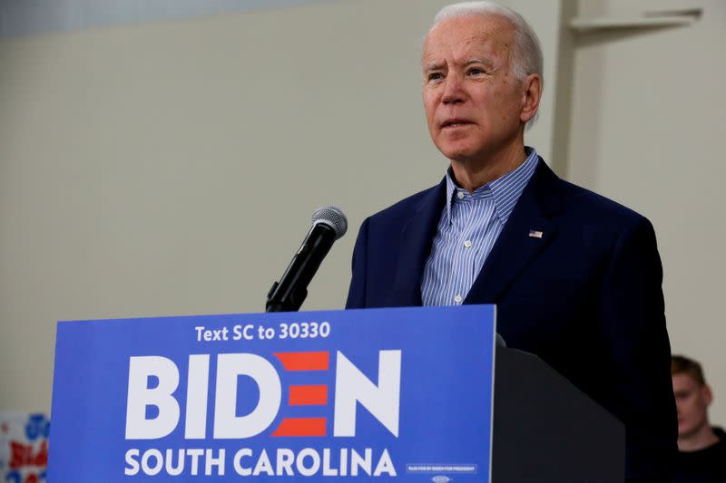 Imagen de archivo del aspirante a la nominación demócrata para la carrera presidencial Joe Biden durante un mitin en Sumter, Carolina del Sur, EEUU