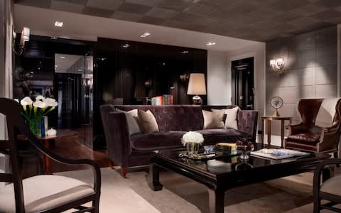 Garden House Suite lounge - Credit: Durston Saylor