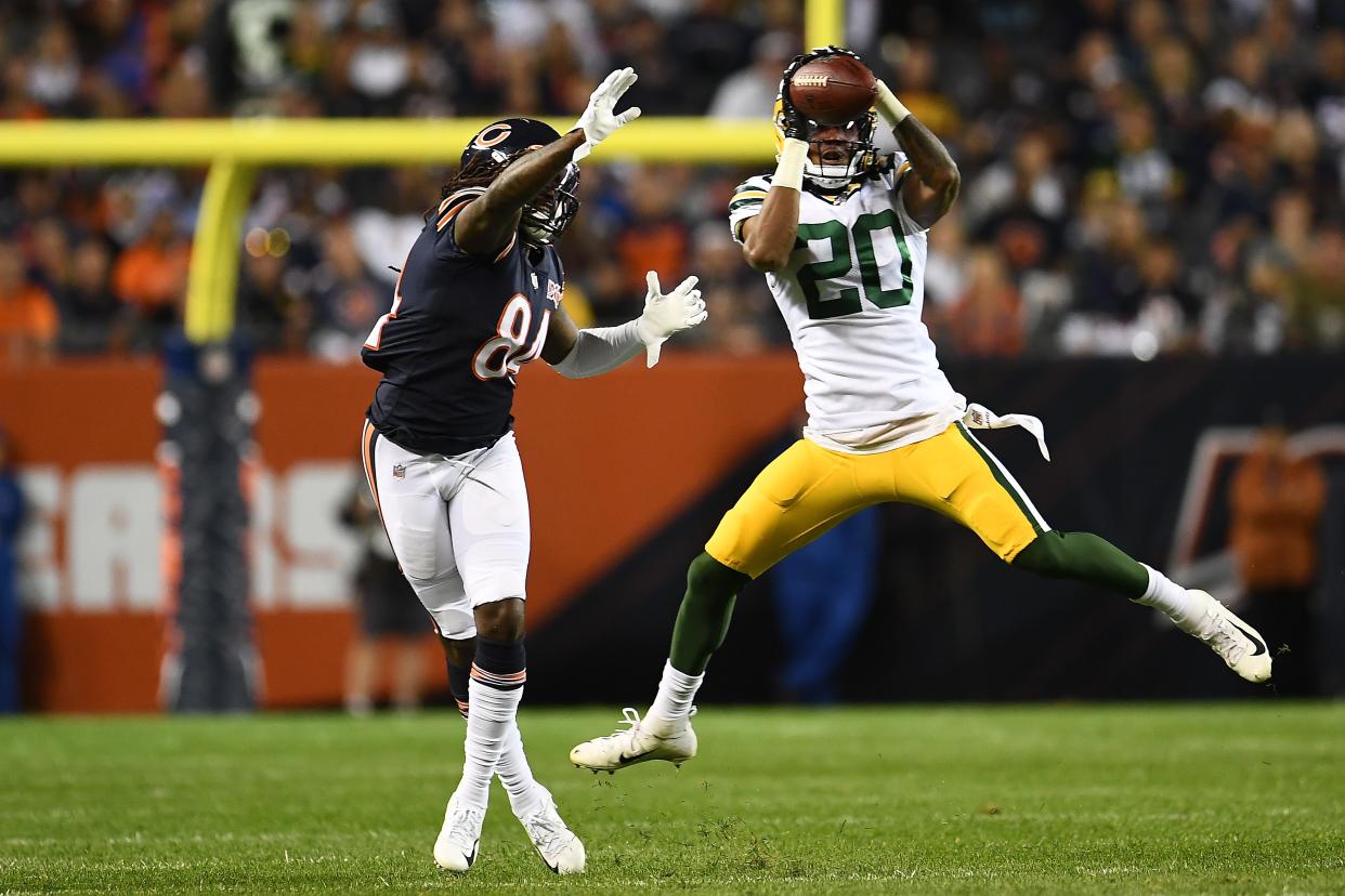 Green Bay Packers cornerback Kevin King breaks up a pass against Chicago.