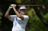 U.S. golfer Bubba Watson watches his tee shot on the second hole during the final round of the Masters golf tournament at the Augusta National Golf Club in Augusta, Georgia April 13, 2014. REUTERS/Mike Blake (UNITED STATES - Tags: SPORT GOLF)