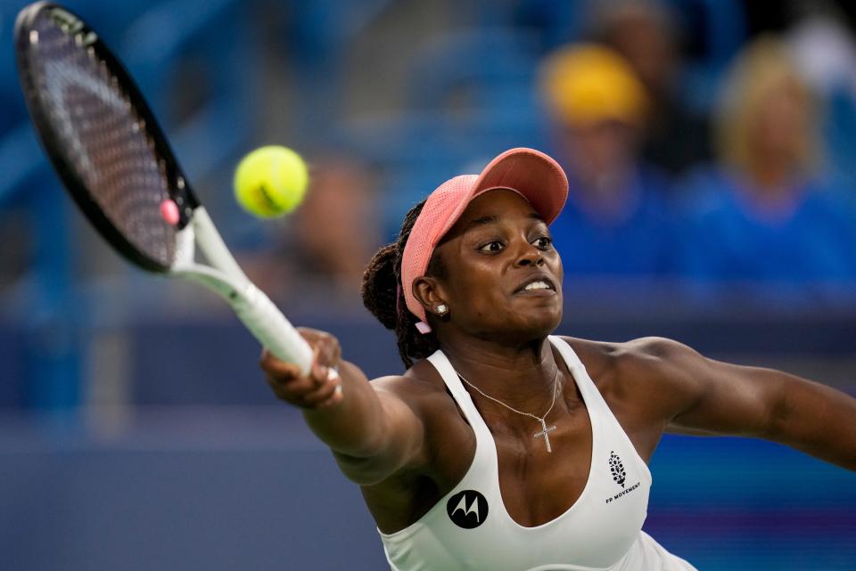 Sloane Stephens returns a shot in the first set of a Round of 32 match between Stephens (USA) and Caroline Garcia (FRA) in the Western & Southern Open at the Lindner Family Tennis Center in Mason, Ohio, on Tuesday, Aug. 15, 2023.