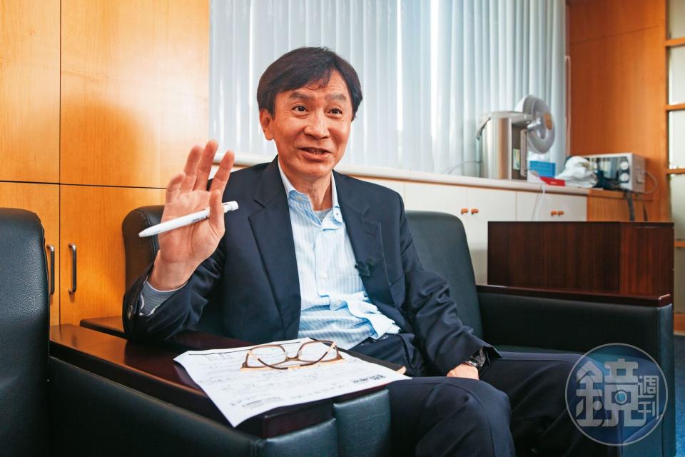精英董事長鍾依文展現強烈企圖心，目標公司每年獲利都成長。