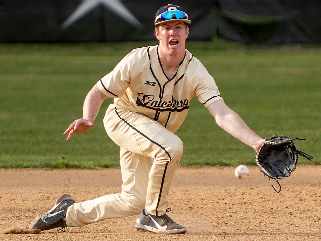 Galesburg third baseman Grant Aten fields a ground ball during the Silver Streaks' 12-2 five inning win over Monmouth-Roseville on Monday, April 11, 2022 at Jim Sundberg Field.