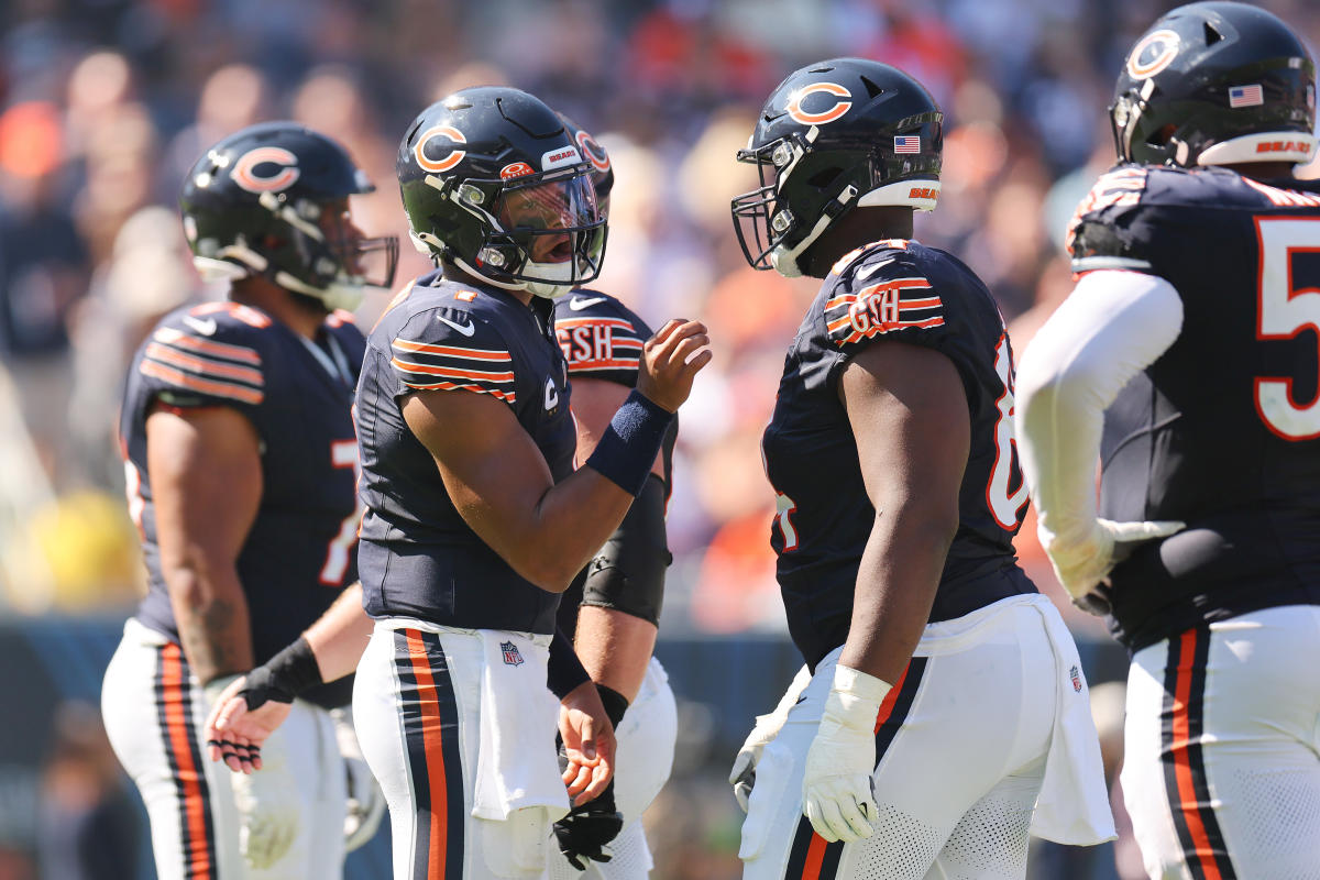 Excuse me, Sporting News ranks the Bears' uniforms where?