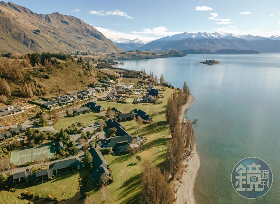 「Edgewater Wanaka Hotel」是一座沿著瓦納卡湖建造的旅館。（翻攝於飯店官網）