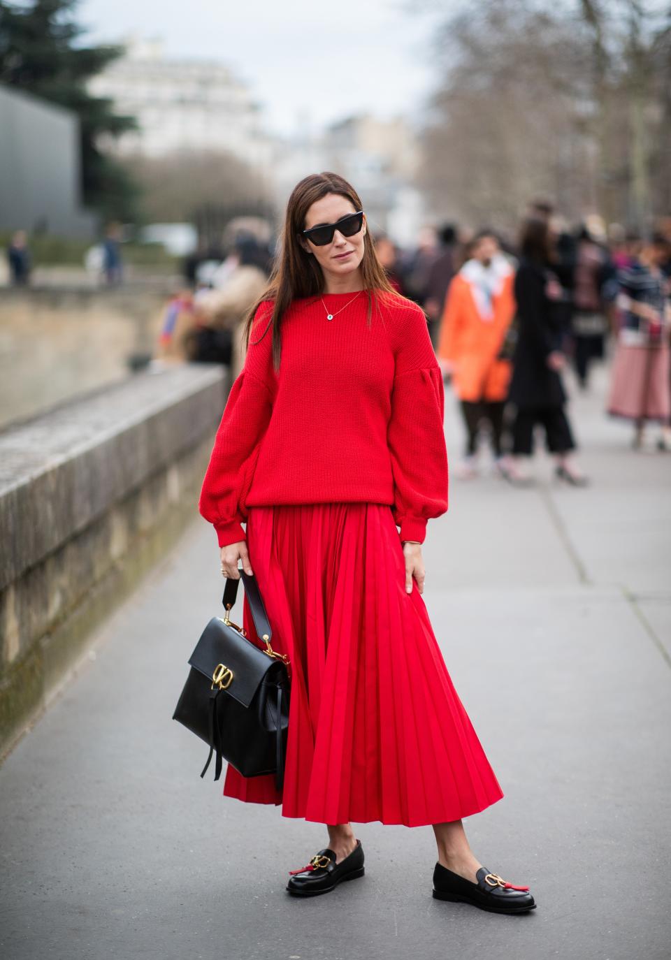 <h1 class="title">Street Style - Paris Fashion Week Womenswear Fall/Winter 2019/2020 : Day Seven</h1><cite class="credit">Christian Vierig</cite>
