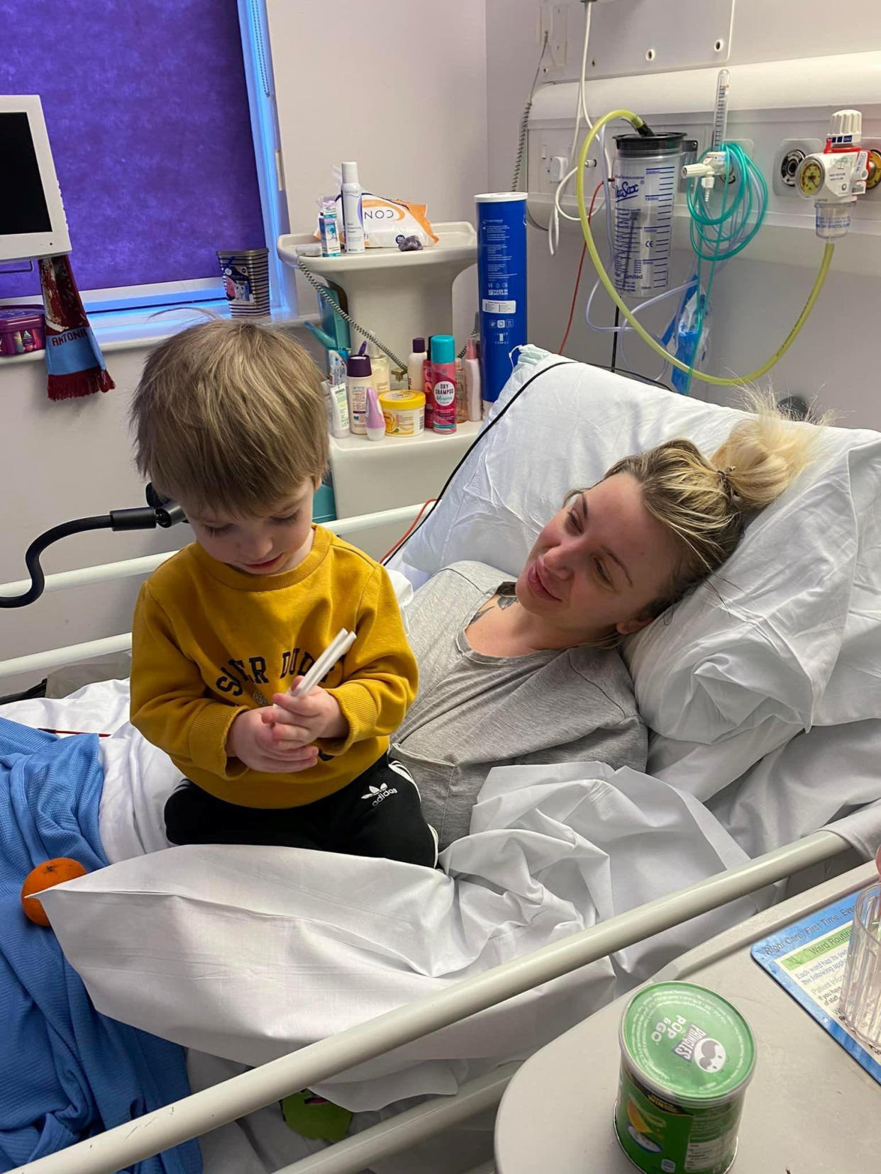 Sadie Kemp with son Hendrix in hospital. (SWNS)