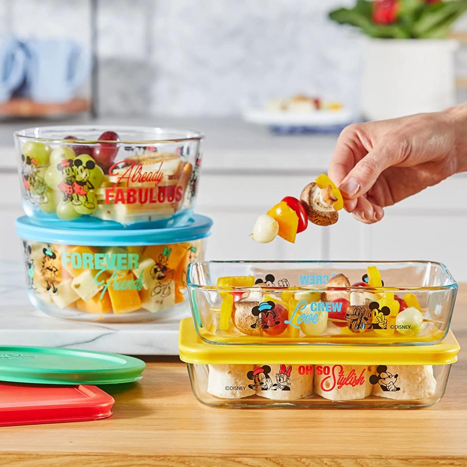 Pyrex 8-Pc Glass Food Storage Container Set: Mickey and Minnie