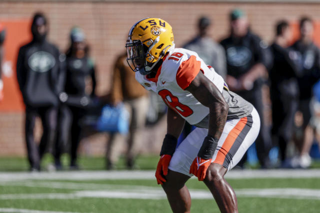 Former LSU linebacker Damone Clark returns to the field