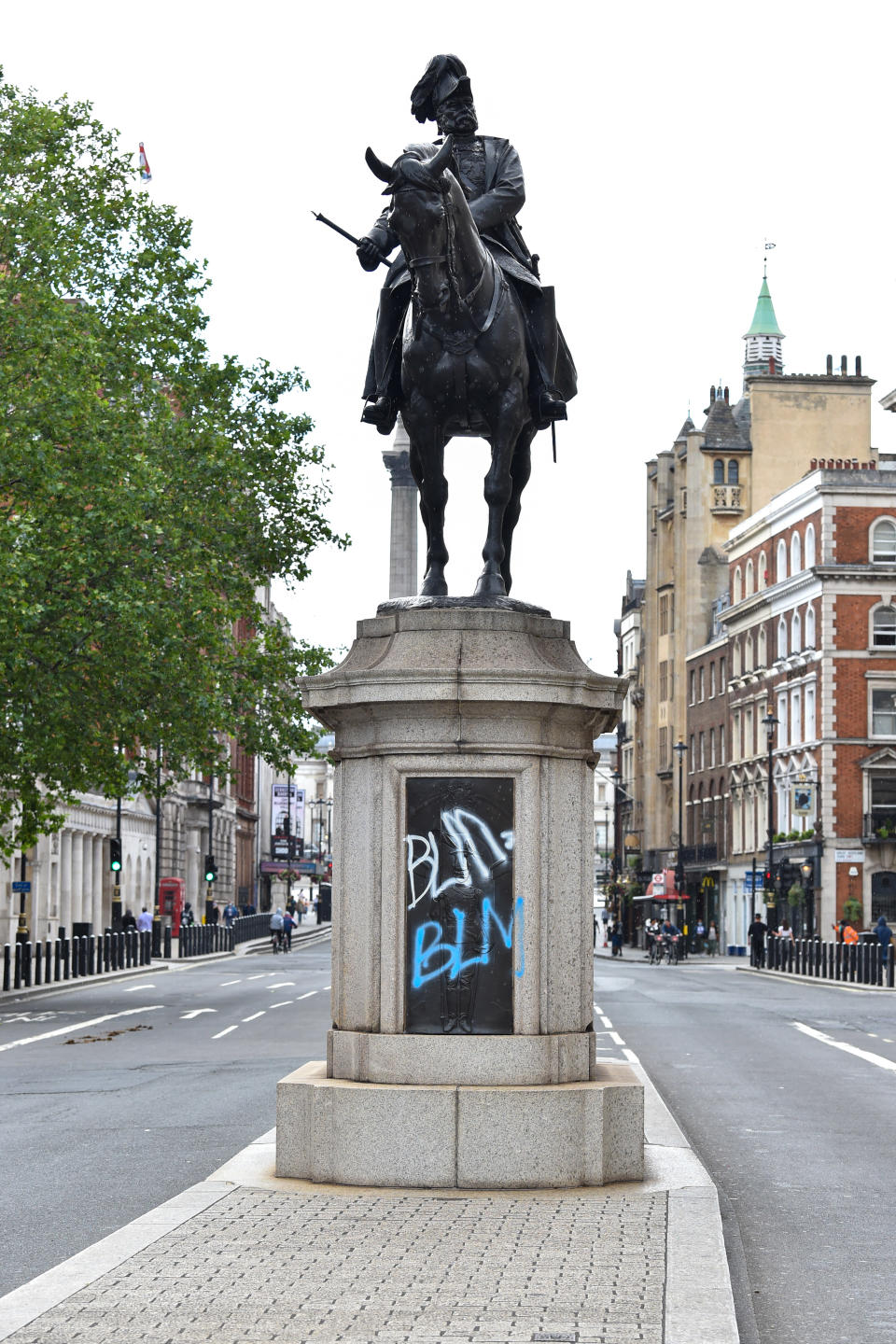 LONDON, UNITED KINGDOM - 2020/06/21: The Earl Haig Memorial in Whitehall has been defaced with Black Lives Matter graffiti. Black Lives Matter protests continue in the United Kingdom after the death of George Floyd killed by a police officer in Minneapolis. (Photo by Dave Rushen/SOPA Images/LightRocket via Getty Images)