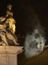 �VATICAN CITY, VATICAN - MARCH 13: White smoke billows from the chimney on the roof of the Sistine Chapel indicating that the College of Cardinals have elected a new Pope on March 13, 2013 in Vatican City, Vatican. Pope Benedict XVI's successor, the 266th Pontiff, has been selected by the College of Cardinals in Conclave in the Sistine Chapel. (Photo by Jeff J Mitchell/Getty Images)