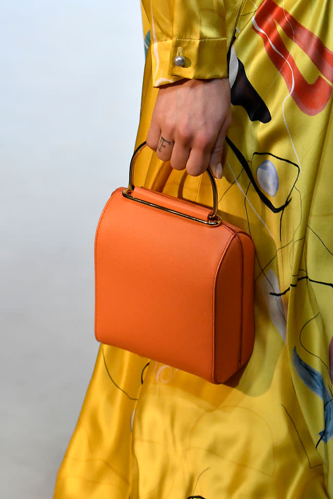 <p>A small orange bag from the Roksanda FW18 show. (Photo: Getty Images) </p>