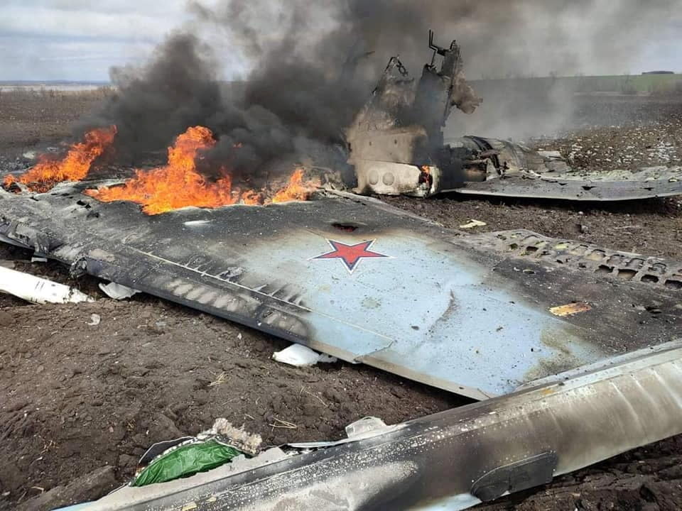 A view shows remains of Russian fighting aircraft Su-35 hit by the Ukrainian Armed Forces, as Russia attack on Ukraine continues, in Kharkiv region, Ukraine, in this handout picture released April 3, 2022. Press service of the Ukrainian Armed Forces General Staff/Handout via REUTERS ATTENTION EDITORS - THIS IMAGE HAS BEEN SUPPLIED BY A THIRD PARTY.     TPX IMAGES OF THE DAY