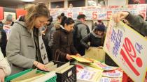 'Don't just stand there!': Honest Ed's hosting final sign sale