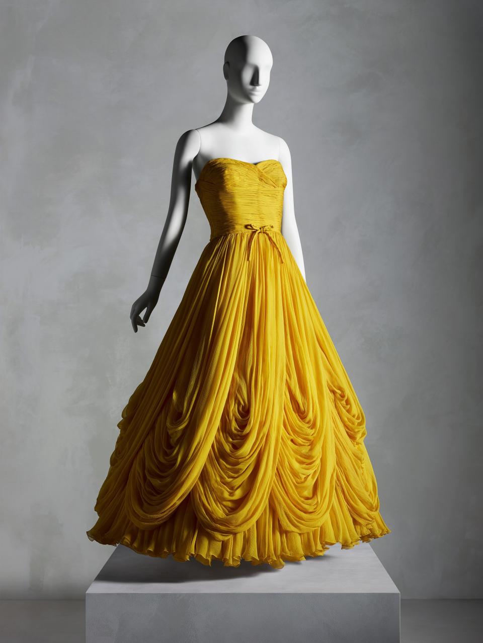 Evening Dress, Jean Dessès (French, born Egypt, 1904– 1970), fall/winter 1953–54; Promised gift of Sandy Schreier.