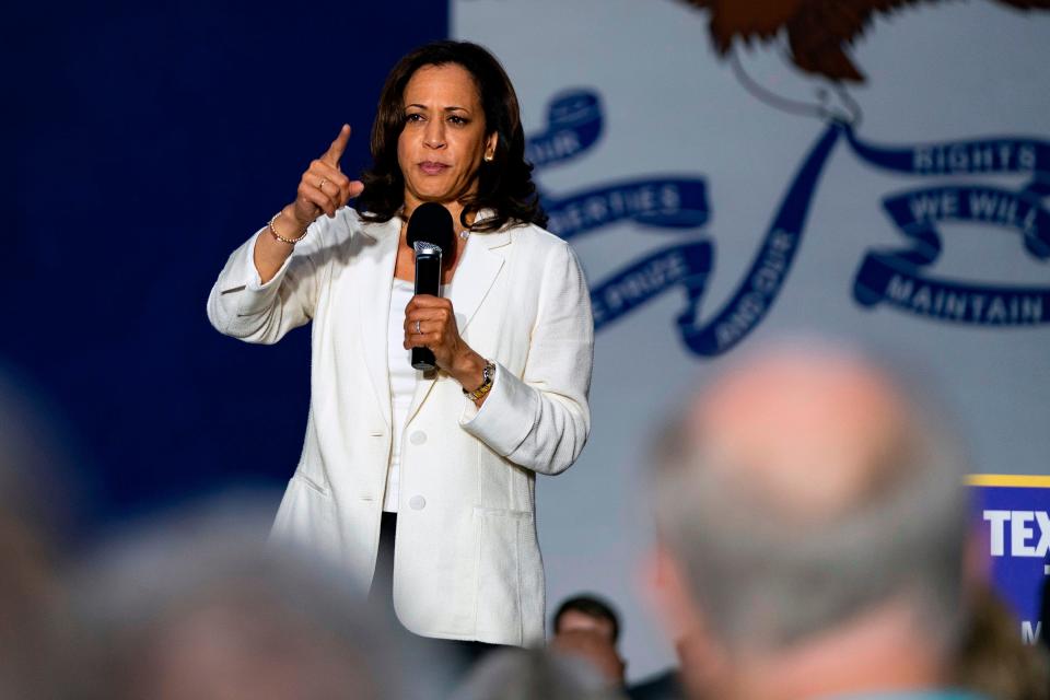 2020 Democratic Presidential hopeful Senator Kamala Harris (D-CA) speaks at a campaign rally in Davenport, Iowa on August 12, 2019. - Harris finishes a multi-day bus tour across Iowa today.