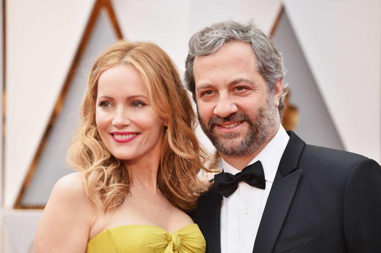 Actor Leslie Mann (L) and director Judd Apatow attend the 89th Annual Academy Awards at Hollywood & Highland Center on February 26, 2017 in Hollywood, CaliforniaActor Leslie Mann (L) and director Judd Apatow attend the 89th Annual Academy Awards at Hollywood & Highland Center on February 26, 2017 in Hollywood, California