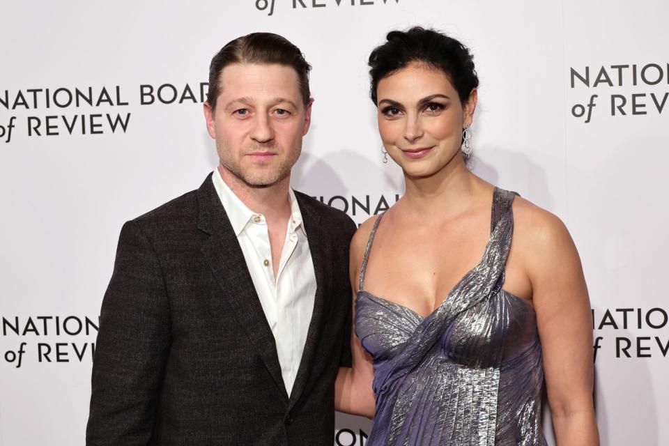 Benjamin McKenzie und Morena Baccharin