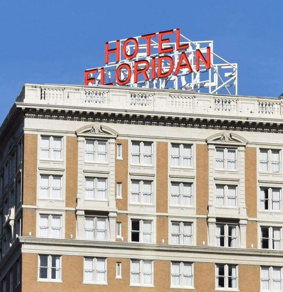 The HOTEL FLORIDAN (not Floridian) sign on its roof is a local landmark and was re-installed during the recent redevelopment. The illuminated red letters are 6 feet tall. (Photo / Harold Bubil; 12-17-2017)