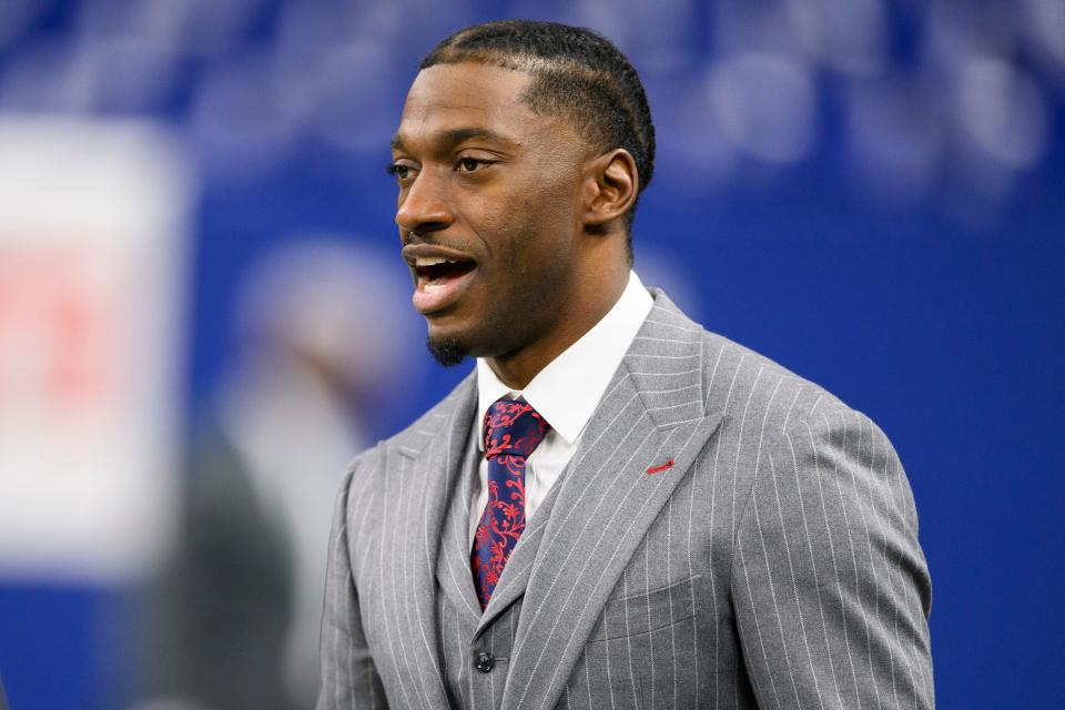 Robert Griffin III stands on the sidelines before the Monday Night Football game between the Indianapolis Colts and Pittsburgh Steelers on Nov. 28, 2022.