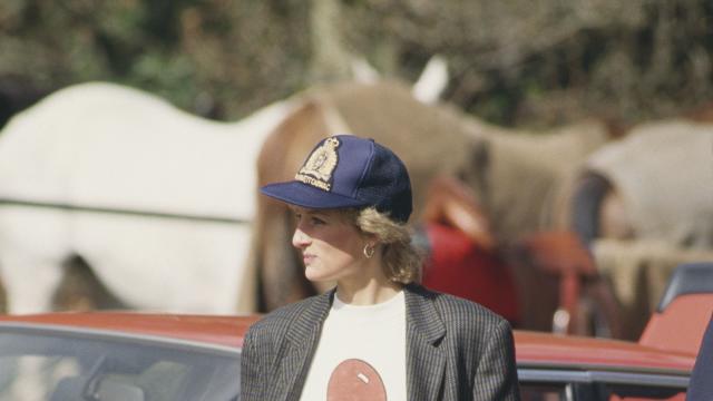 Angelina Jolie accessorizes her look with Princess Diana's