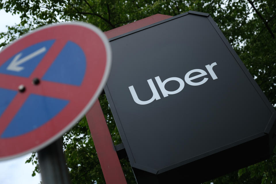 BERLIN, GERMANY - MAY 10: A sign stands outside an Uber drivers registration office on May 10, 2019 in Berlin, Germany. Uber, the U.S.-based ride-hailing, food delivery and bicycle-sharing company, is due to launch an initial public offering on the New York Stock Exchange later today.  (Photo by Sean Gallup/Getty Images)