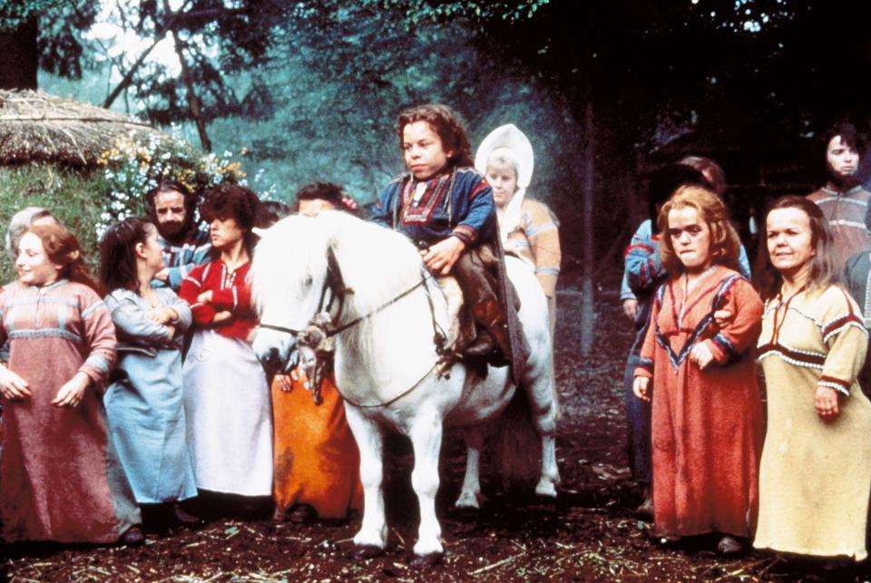 Original Film Title: WILLOW.  English Title: WILLOW.  Film Director: RON HOWARD.  Year: 1988.  Stars: WARWICK DAVIS. Credit: LUCASFILM / Album