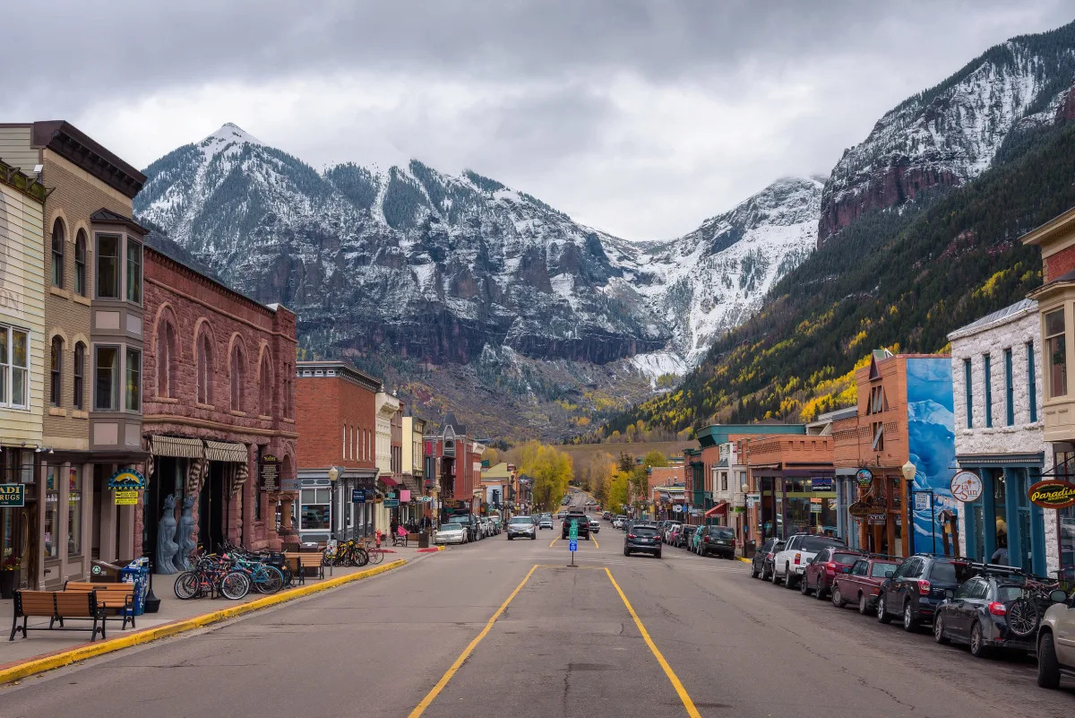 Colorado's mountain communities grapple with shortages as wealthier neighbors mo..