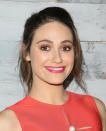 We love a dash of colour on the red carpet and this week Emmy Rossum was out beauty hero. Not only she wear a stunning pink dress but she accessorised it with a hefty lashing of fuchsia lipstick and a peach cheek.