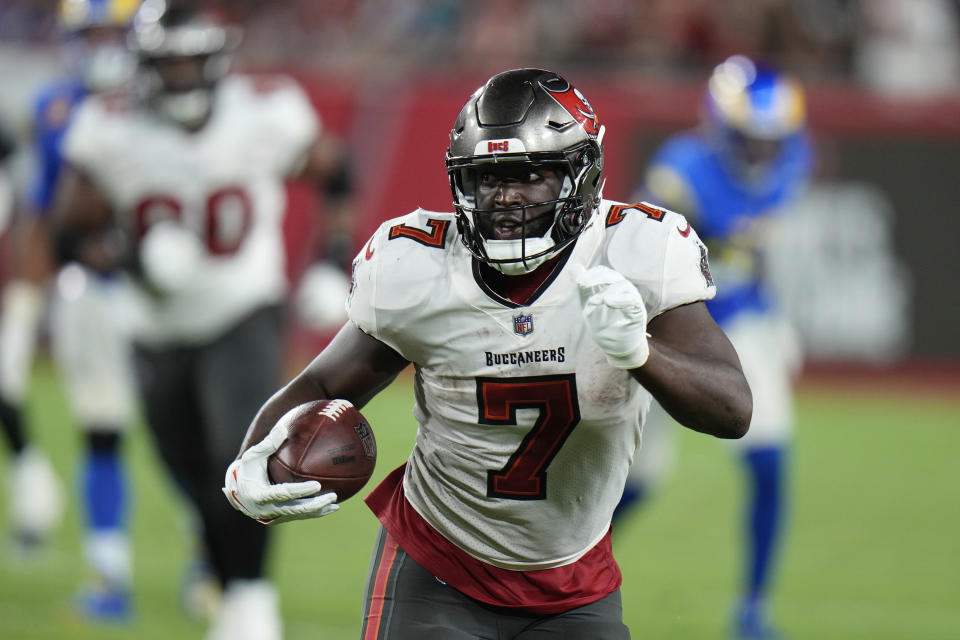 FILE - Tampa Bay Buccaneers running back Leonard Fournette (7) rushes during the second half of an NFL football game against the Los Angeles Rams, Nov. 6, 2022, in Tampa, Fla. The Buffalo Bills replenished their running back depth by signing Leonard Fournette to their practice squad on Tuesday, Oct. 31, 2023. (AP Photo/Chris O'Meara, File)