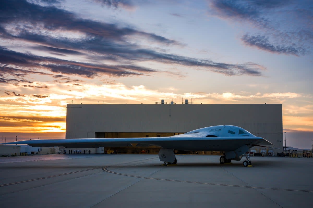 New image of the B-21 Raider stealth bomber. Picture taken July 31, 2023 and released September 12, 2023. (USAF/SWNS)