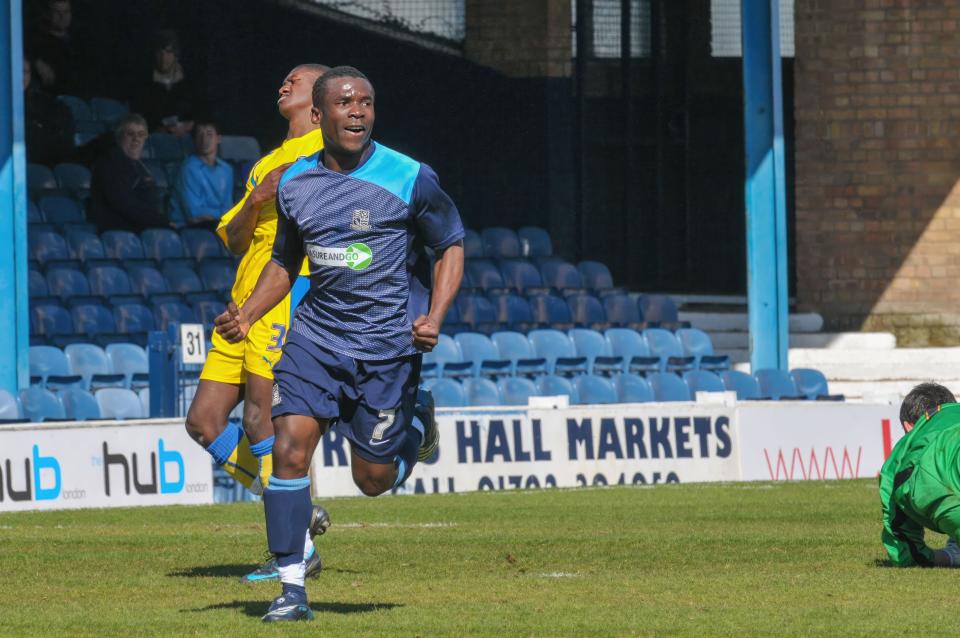 Medi Abalimba playing football