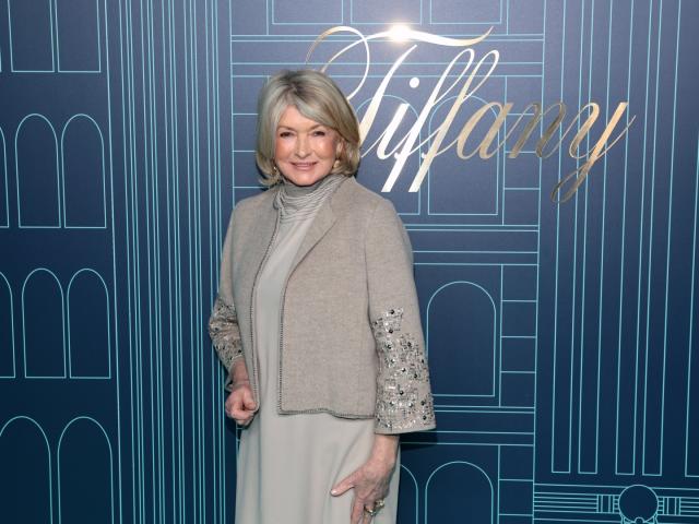 How Martha Stewart prepped for Sports Illustrated Swimsuit Issue cover