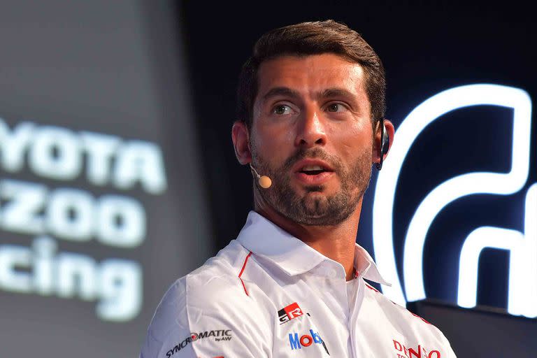 José María Pechito López, el piloto más rápido en el entrenamiento del domingo, buscará con sus compañeros Mike Conway y Kamui Kobayashi la segunda victoria en las 24 Horas de Le Mans