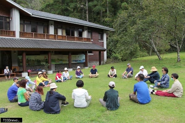 奧萬大自然教育中心將於十月份辦理一系列的森林療癒活動。(南投林管處堤供)